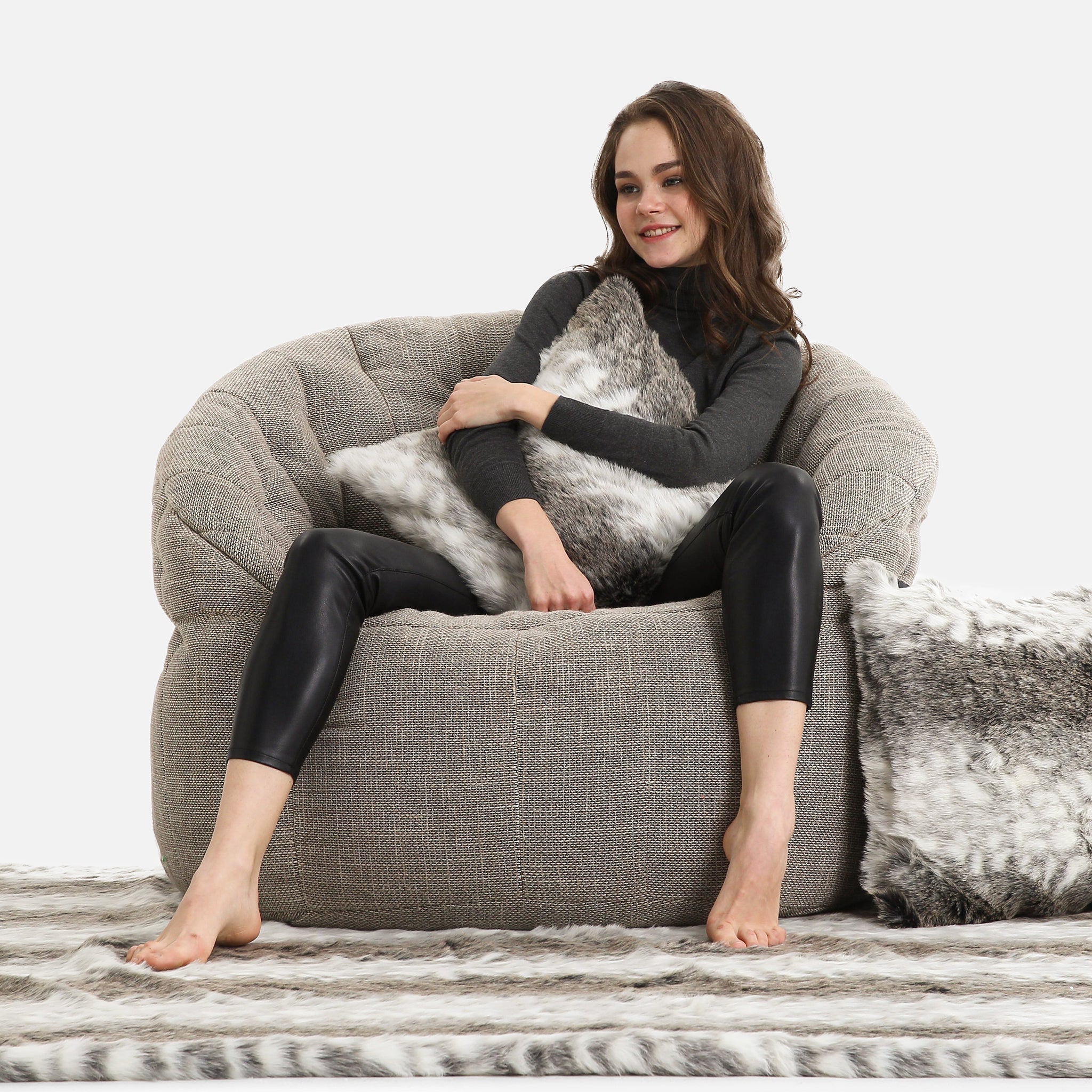 ambient-lounge_Butterfly-Sofa-Interior_Eco-Weave_5_cee1b48d-ffe2-411a-8b08-5f1466dca8ff.jpg__PID:826f2b00-11d2-497b-88ea-d838edd76b36